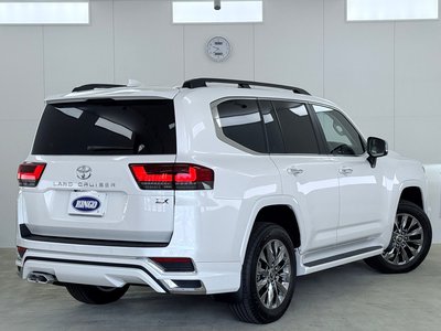 صورة مصغرة 37 لـ 2025 Toyota LAND CRUISER 300