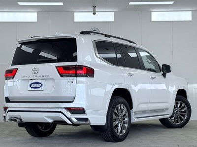 صورة مصغرة 53 لـ 2025 Toyota LAND CRUISER 300