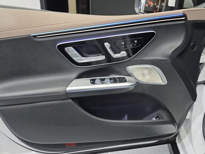 صورة مصغرة 14 لـ 2023 Mercedes-BENZ EQE