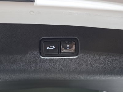 2022 Genesis GV70 — миниатюра 22