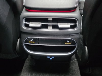 2022 Genesis GV70 — миниатюра 30