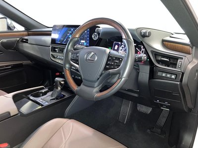 2024 LEXUS ES 照片 3