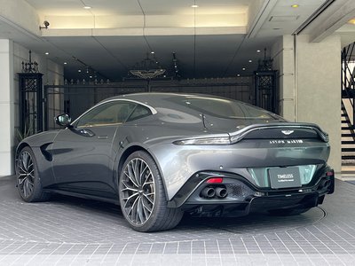 ASTON MARTIN VANTAGE - 5