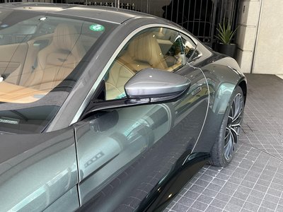 ASTON MARTIN VANTAGE - 10