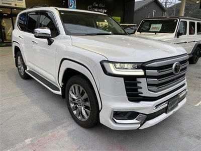 TOYOTA LAND CRUISER 300 - 6