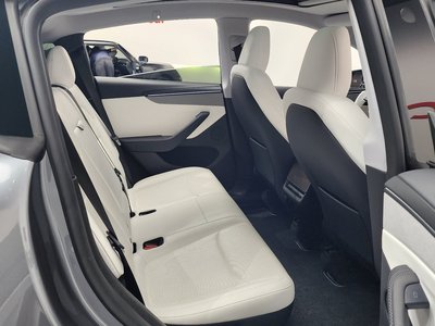 2025 Tesla MODEL Y — миниатюра 17