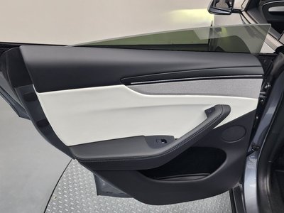 2025 Tesla MODEL Y — миниатюра 15