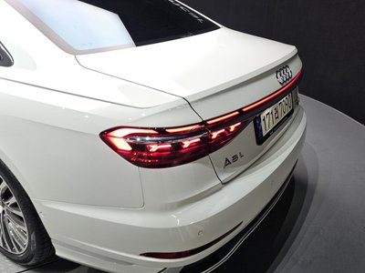 صورة 10 لـ 2023 AUDI A8