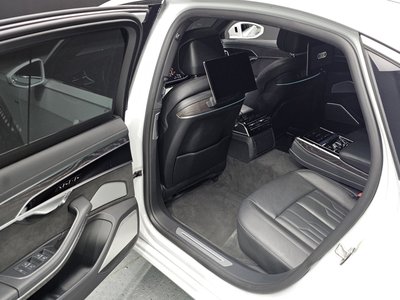 2023 AUDI A8 缩略图 17