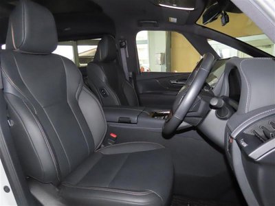 2025 Toyota ALPHARD — миниатюра 29