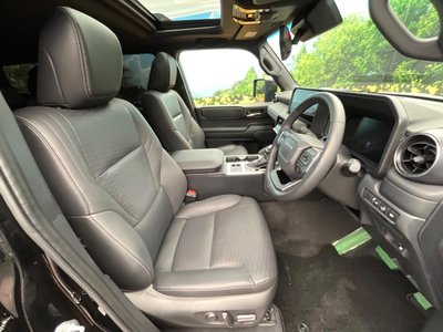TOYOTA LAND CRUISER 250 - 7