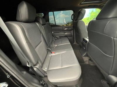 TOYOTA LAND CRUISER 250 - 8