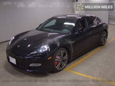 PORSCHE PANAMERA - 4