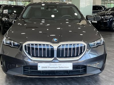 BMW 5 SERIES - 2