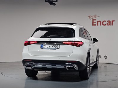 MERCEDES-BENZ GLC - 4