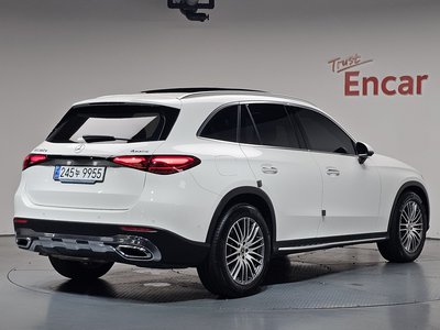 MERCEDES-BENZ GLC - 2