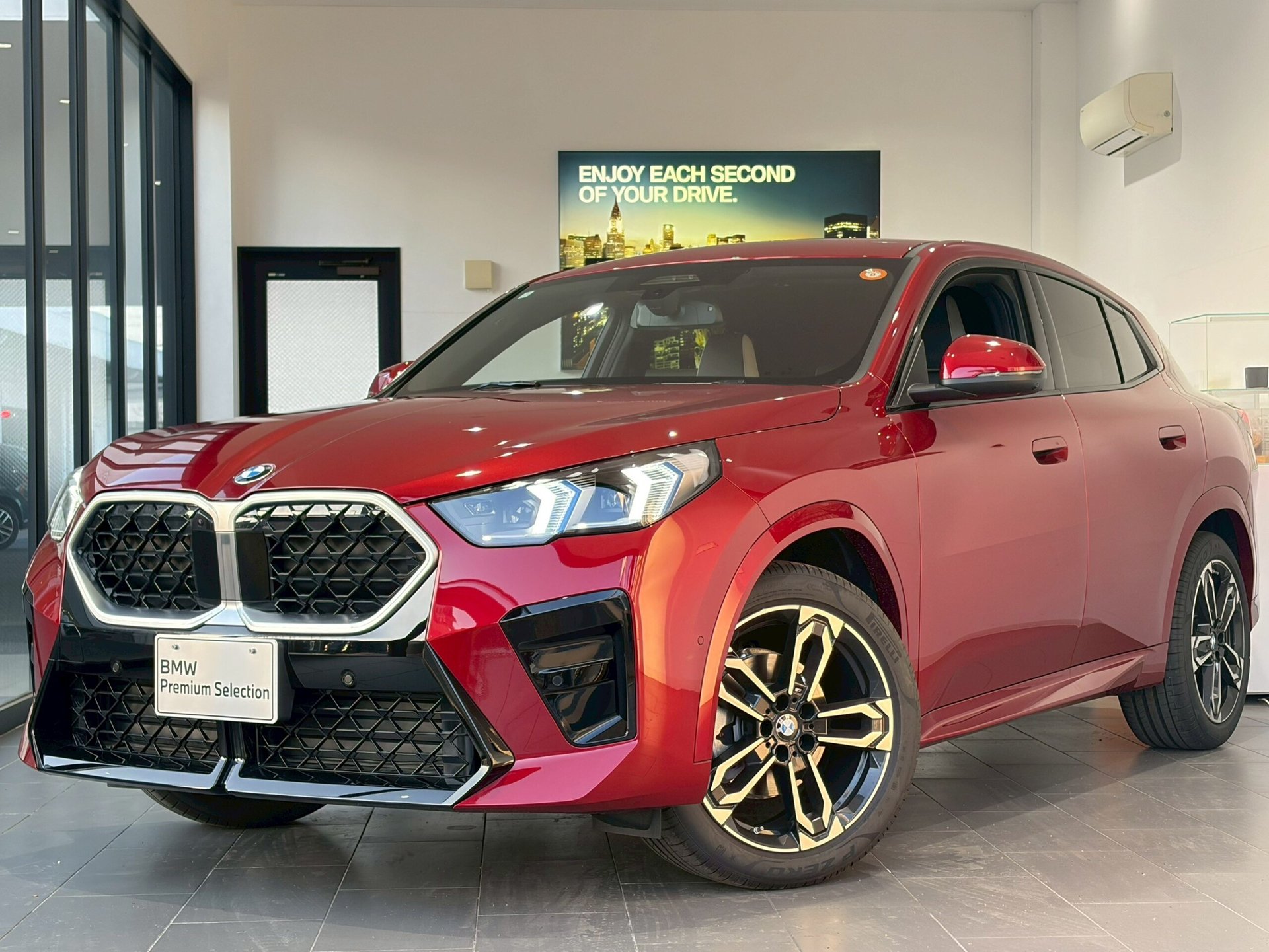 BMW X2 - View 1