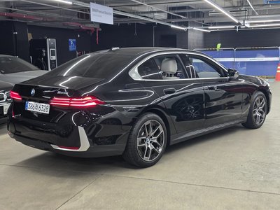 2026 BMW 5 SERIES 照片 5