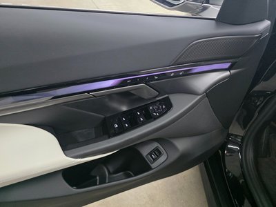 2026 BMW 5 SERIES 缩略图 16
