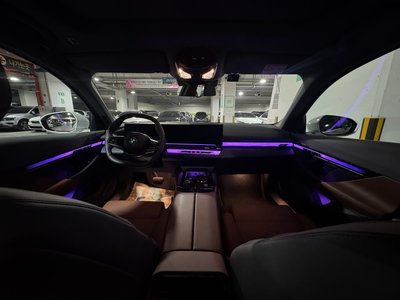 2025 BMW 5 SERIES 照片 5