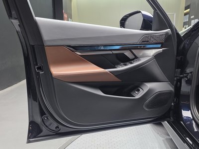صورة مصغرة 14 لـ 2024 BMW 5 SERIES