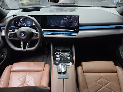 2024 BMW 5 SERIES 照片 5