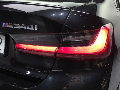 BMW 3 SERIES - 10