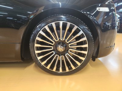 ROLLS-ROYCE DAWN - 3