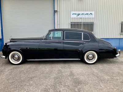 ROLLS-ROYCE SILVER CLOUD - 4