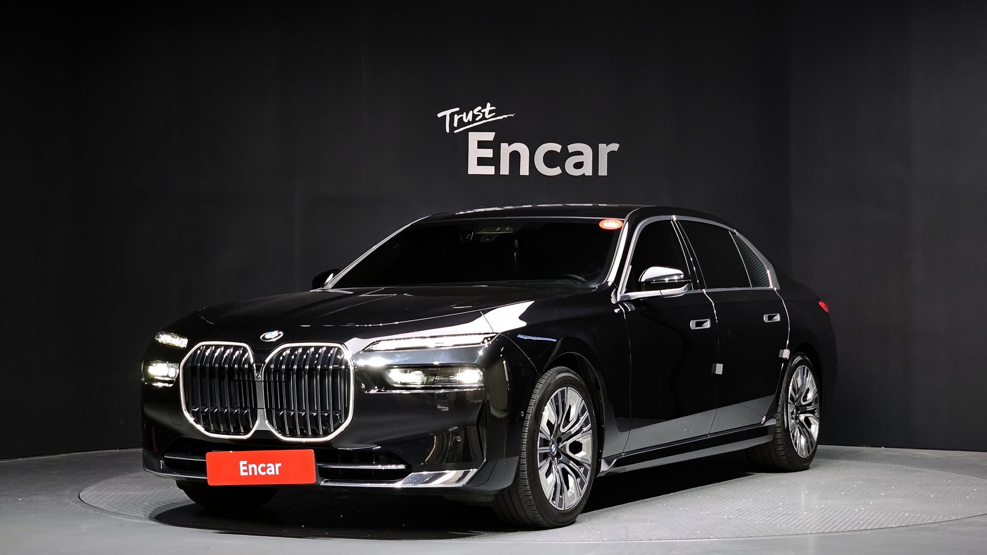 BMW 7 SERIES - View 1