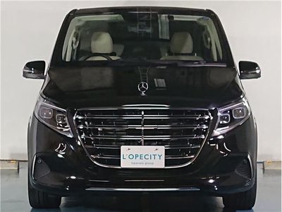 2025 Mercedes-BENZ V-CLASS photo 4