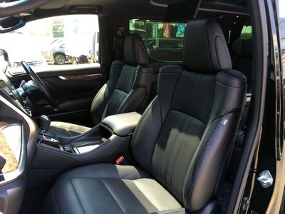 TOYOTA VELLFIRE - 8