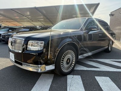 TOYOTA CENTURY - 6