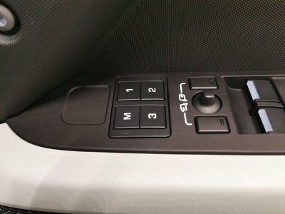 2023 LAND Rover DEFENDER — миниатюра 17