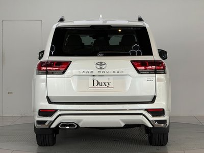 صورة مصغرة 15 لـ 2026 Toyota LAND CRUISER 300