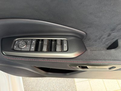2024 Lexus LBX — миниатюра 14