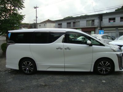 2019 Toyota VELLFIRE — миниатюра 11