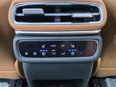 2024 Genesis GV80 — миниатюра 32