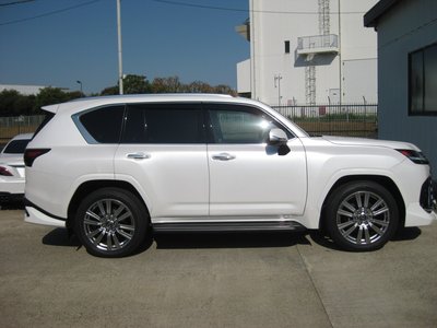 LEXUS LX - 8