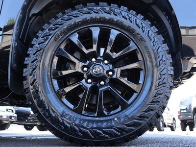 2021 Toyota LAND CRUISER PRADO 缩略图 26