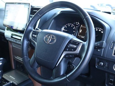 2021 Toyota LAND CRUISER PRADO 缩略图 12