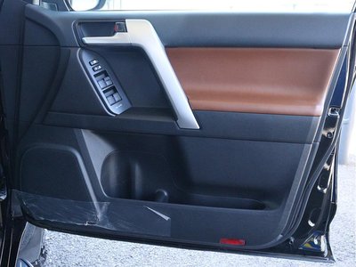 2021 Toyota LAND CRUISER PRADO 缩略图 13