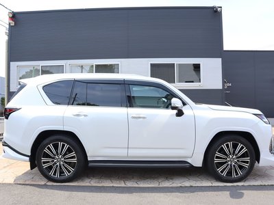 LEXUS LX - 4