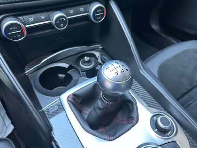 صورة 16 لـ 2017 ALFA Romeo JULIA