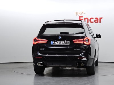 2022 BMW X3 photo 3