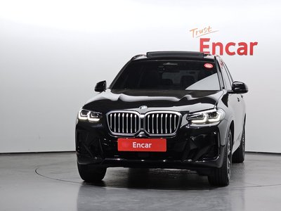 2022 BMW X3 photo 2
