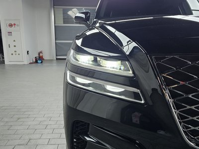 2023 Genesis GV80 photo 9