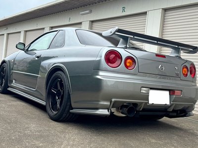 NISSAN SKYLINE GT-R - 2
