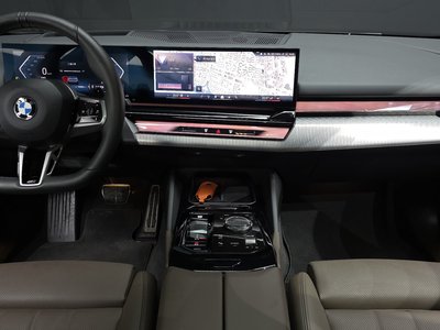 BMW 5 SERIES - 4