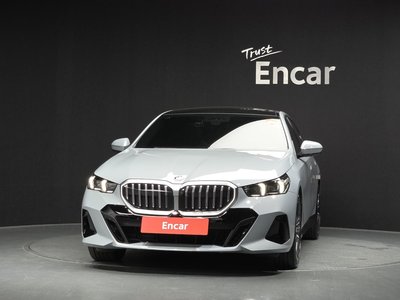 BMW 5 SERIES - 2